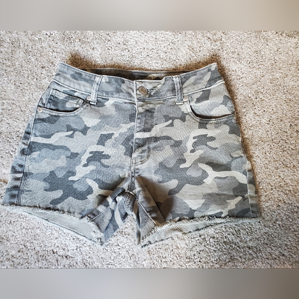 Maurices high rise camo jean shorts